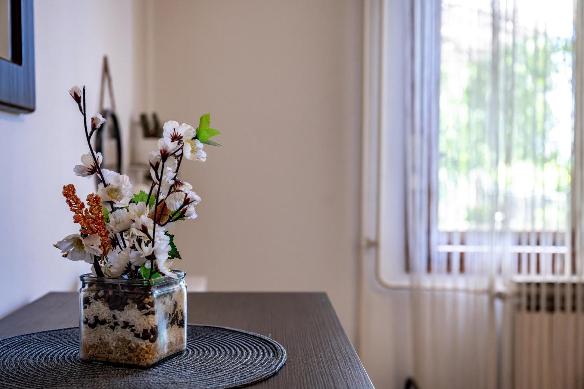וינקורן E-M Apartments With Private Pool מראה חיצוני תמונה